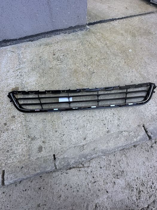 Grila bara inferioara ford mondeo