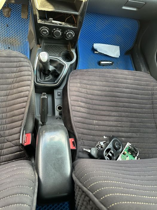 Продам торпеду обшивки на приору 2
