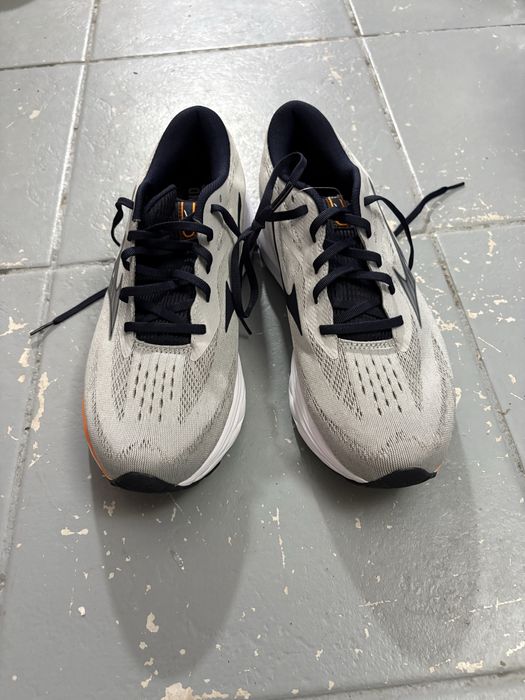 Mizuno Wave Impulse Barbat