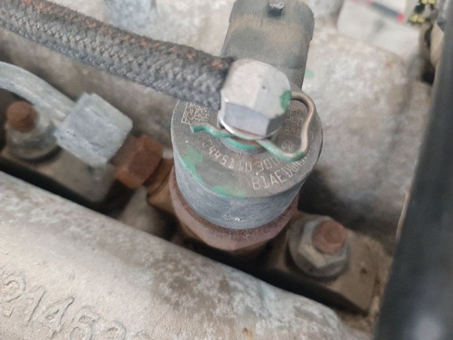 Injector 1.6 d fiat punto doblo bravo 2 linea alfa romeo mito lancia  0445110300