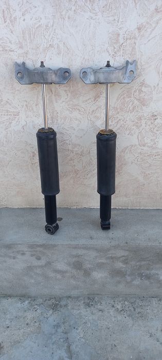 Задние амортизаторы на Малибу 1