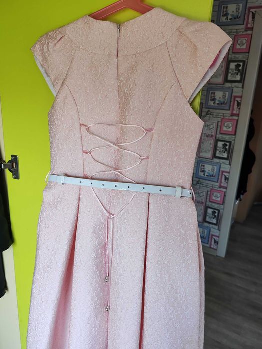 Платье нарядное 8-10лет