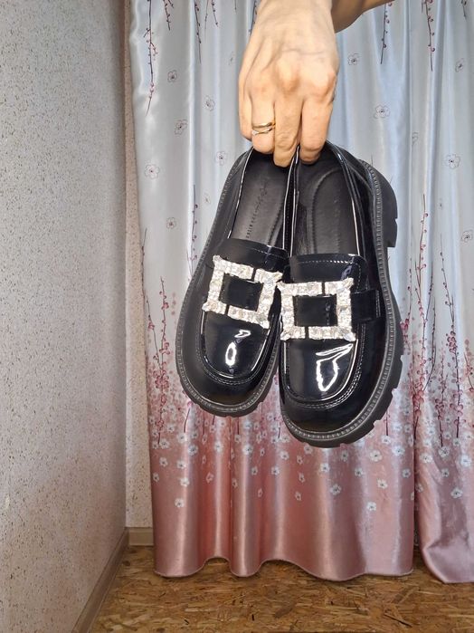 Обувь лоферы 11000 тг