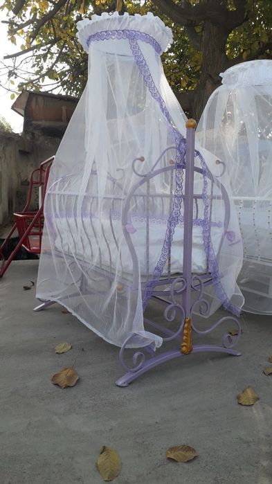 Yosh bolalar belanchagi