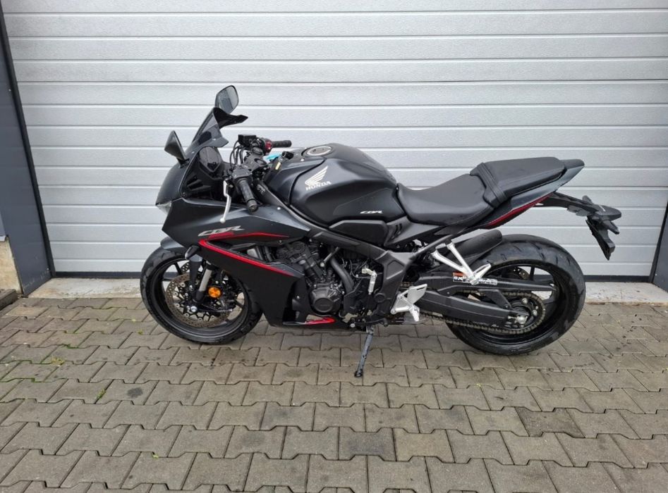 Honda CBR 650R 2024 35kW A2 eClutch