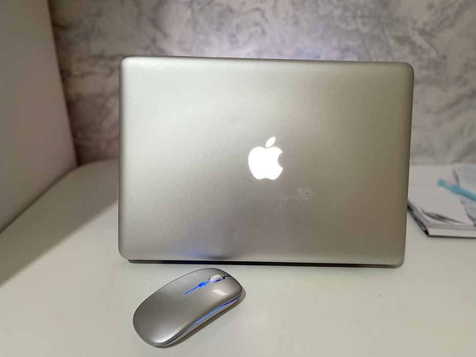 Магбук про. Macbook pro