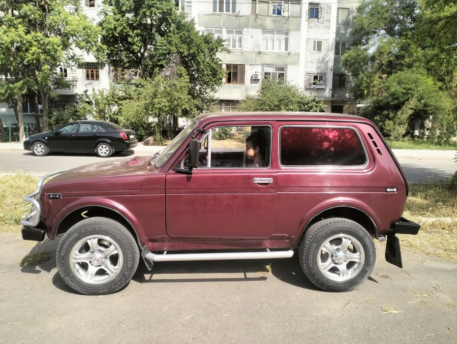 Срочно продается нива .