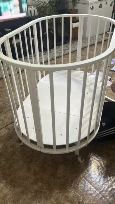 Продам детский кровать с матрасом новый и бортиками