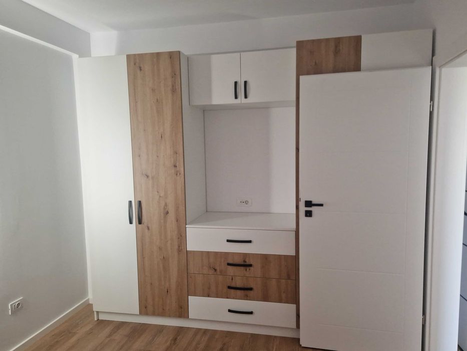 Inchiriez apartamente 2 camere in Valea Adanca