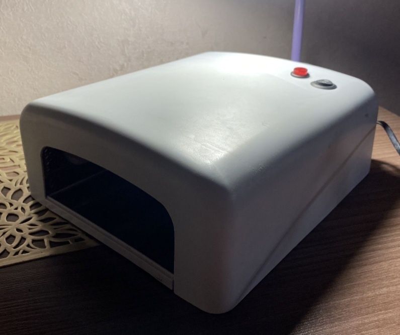 Лампа для маникюра