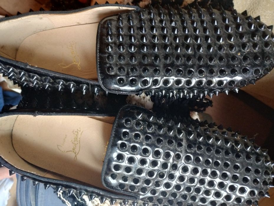 Louboutin обувки