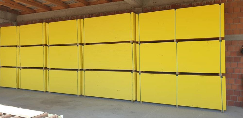 Cofraje tip doka , placa galbena , panouri Lana - Brasov