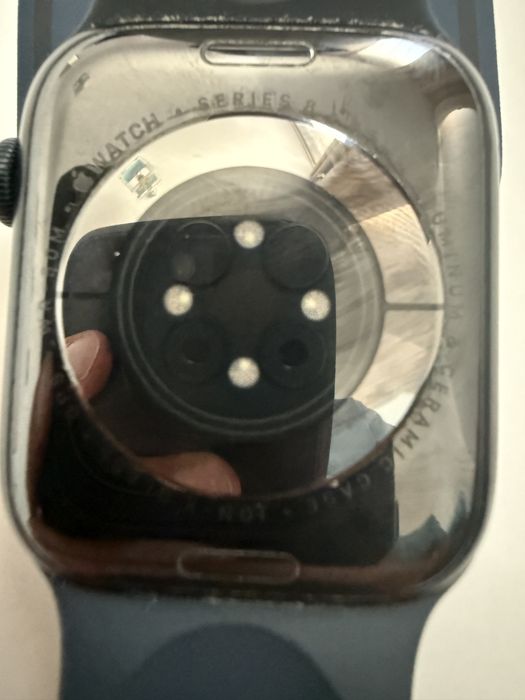 Apple watch 8 series 45 mm  midnight aluminium
