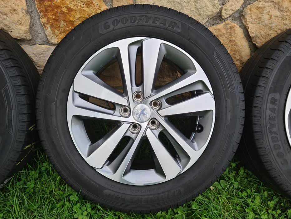 Jante Ford Traveller/Toyota Proace/PeugeotSpace Tourer5x108,215/60R17C