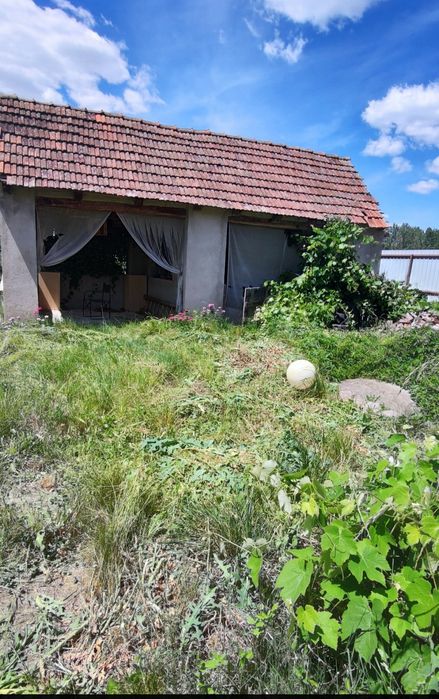 Casa locuibila de vânzare!