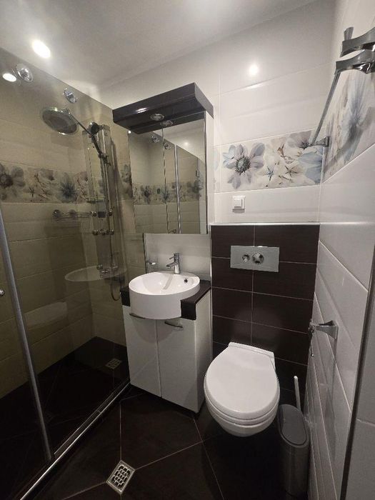 Тристаен апартамент под наем в ж.к. Дружба 2, 2221940