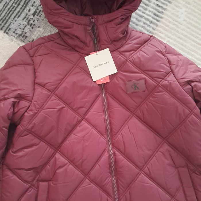 Продам пальто оригинал Calvin klein