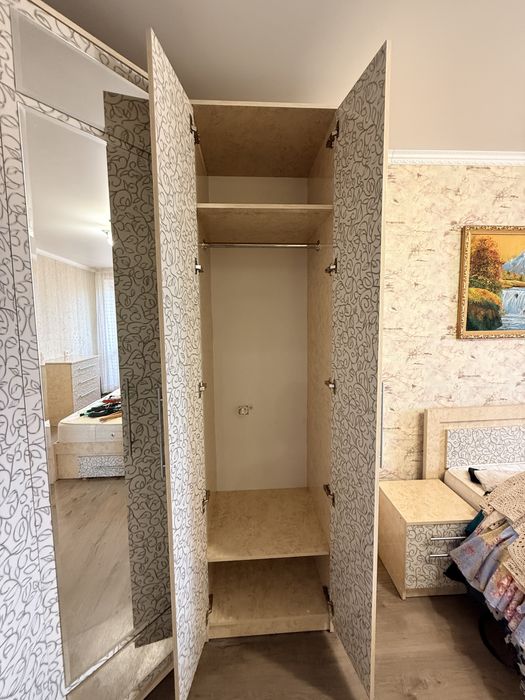 Спальный гарнитур