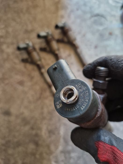 Injectoare Fiat Doblo 1.3 Cod 0445110351