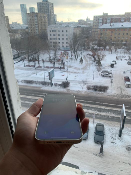 Продам iPhone 13 256gb