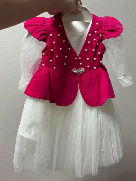 Продам платье на годик