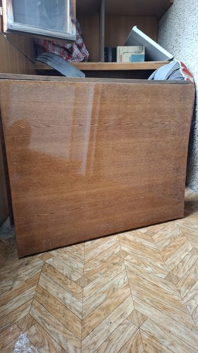 Продам советский стол книжку