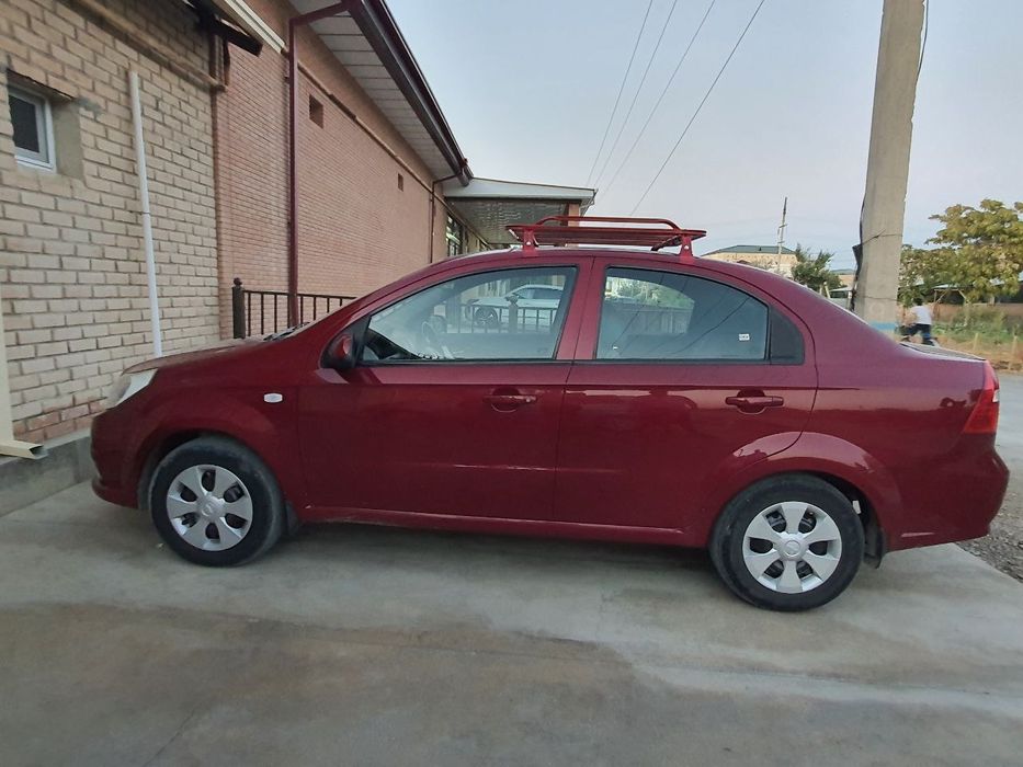 Продоется некси 3 родной