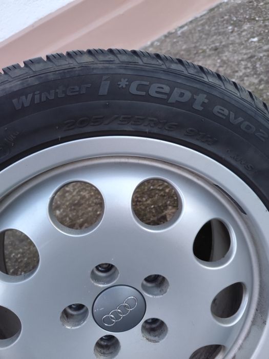 Vând roti de iarna HANKOOK 205/55 R16 91 H