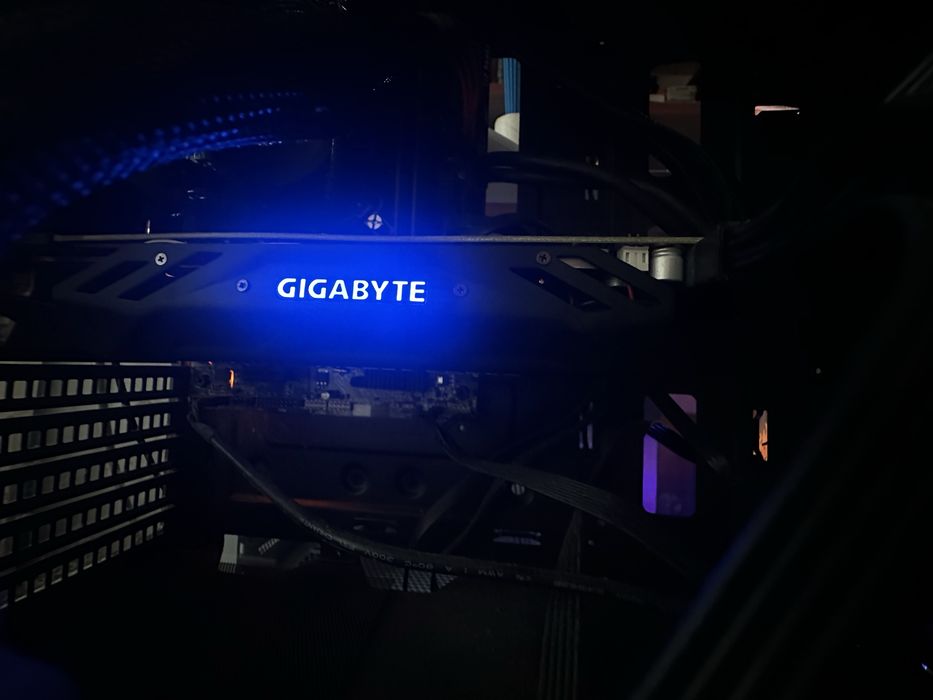 Nvidia Gtx 980 gigabyte 4gb cu racire pe lichid