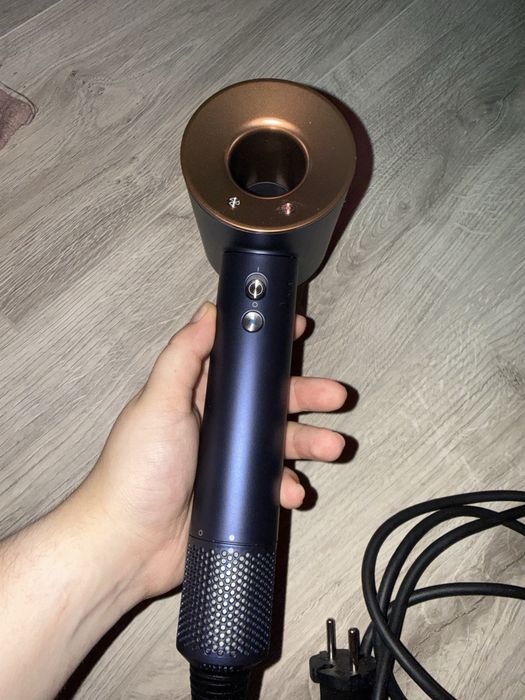 Dyson supersonic gift edition