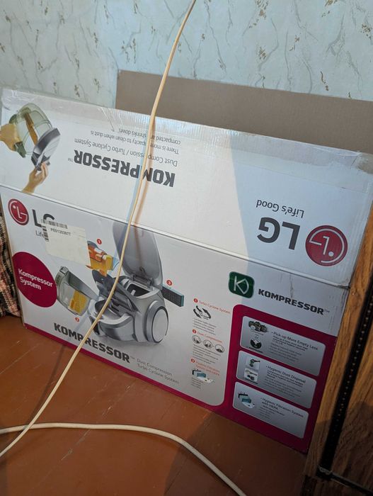Пылесос новый LG VC83209UHA (Kompressor)