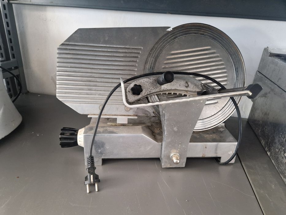 Mixer planetar, Masina tocat carne electrica,  alte utilaje bucatarie