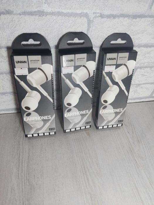 Продам наушники проводные