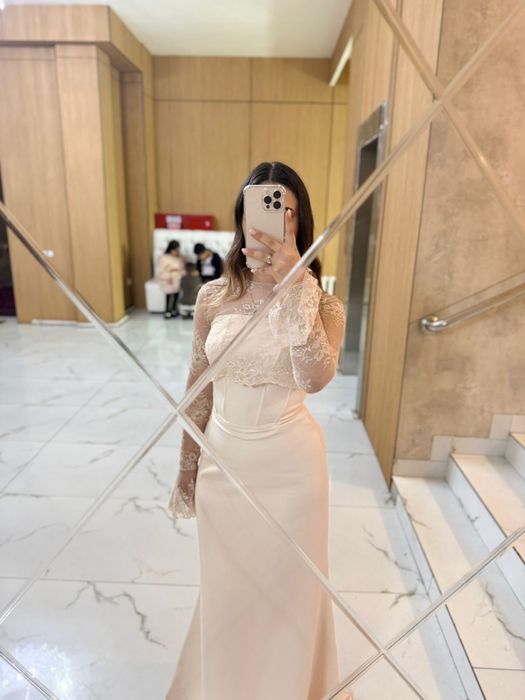 Вечернее платье.