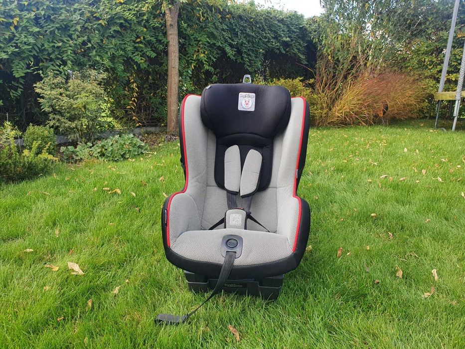 Scaun auto pentru copii model Peg Perego viaggio