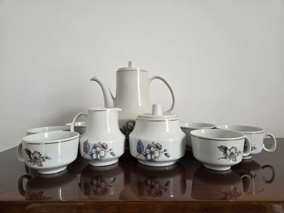 set de ceramica pentru servit ceai/cafea