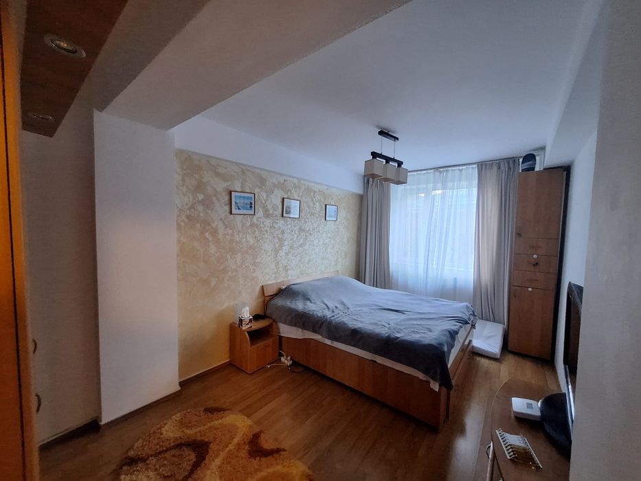 Apartament de inchiriat, 2 camere decomandate