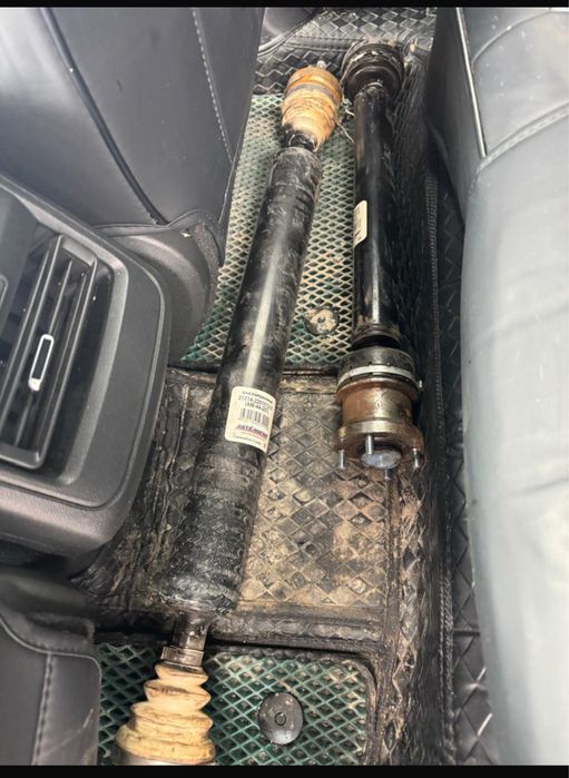 Продаётся карданы на ниву