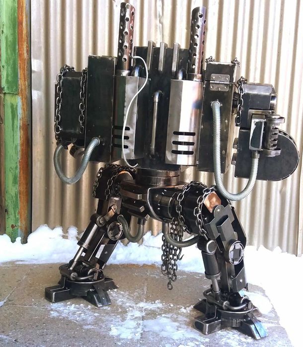 Робот, декор в интерьер.