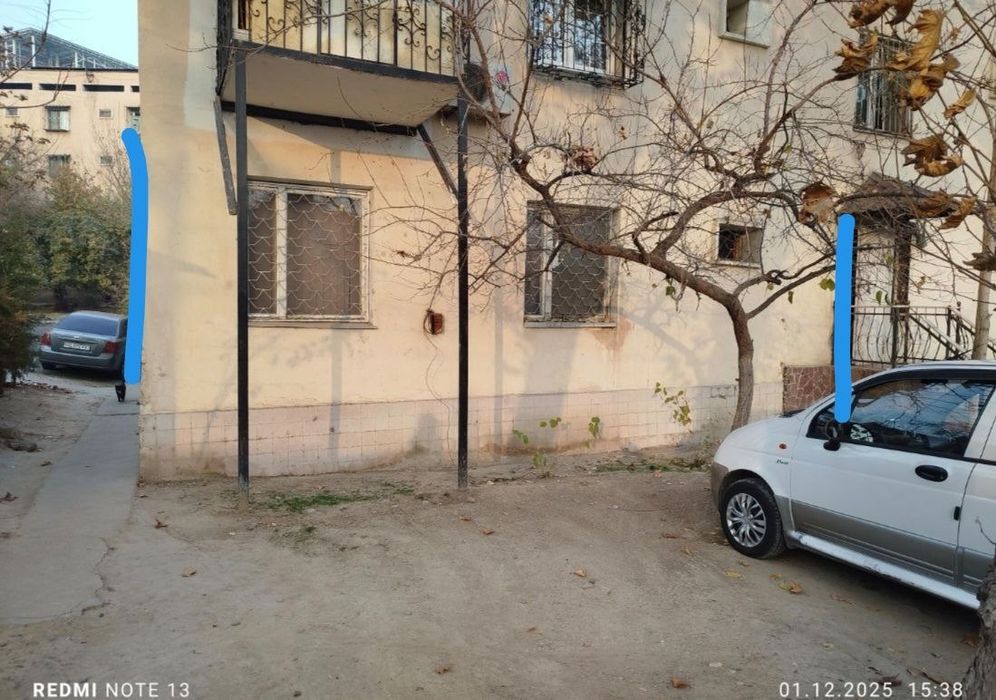 Продаётся под нежилой помищенияа центр горида Дархон Тамара Хоним