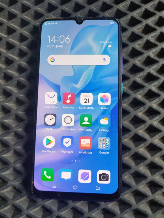 Смартфон Vivo V17 (Vivo 1920)