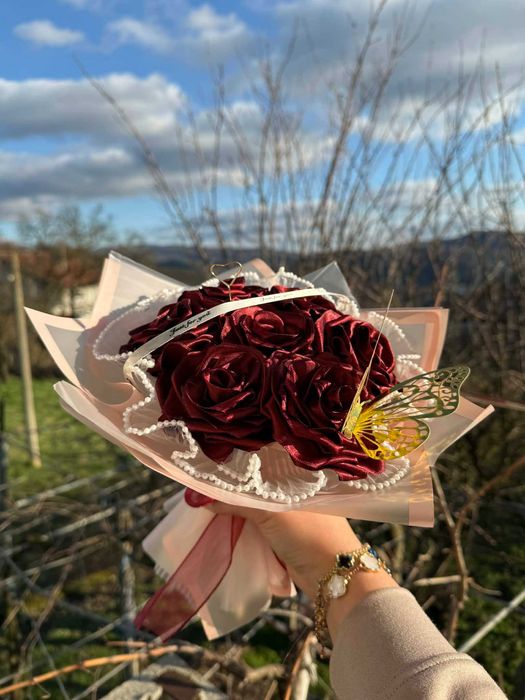 Букет от вечни рози