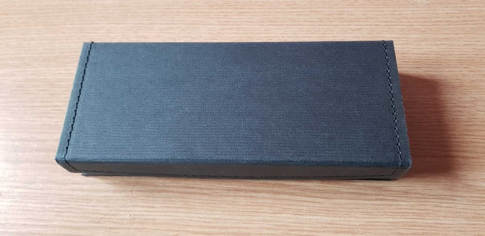 Toc pentru instrumente de scris + Stilou și Pix, la set