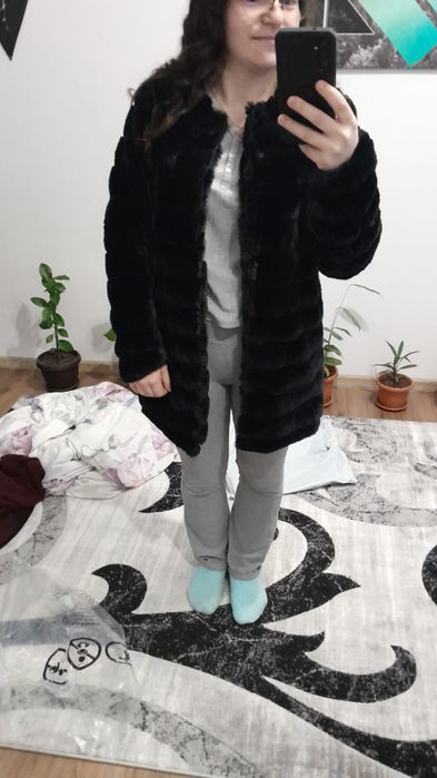 Haina de blana artificiala neagra