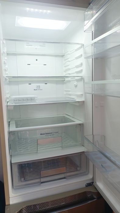 Продам холодильник