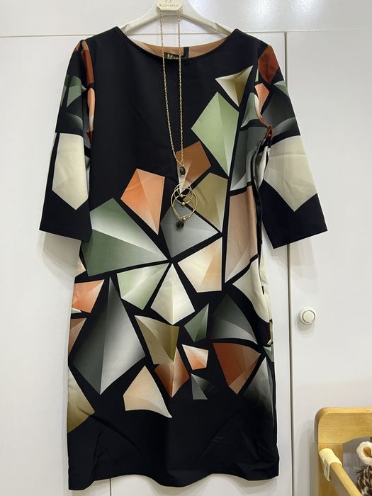 Женское платье