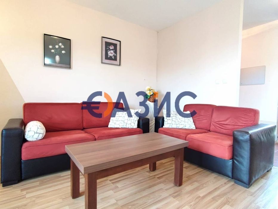 Продава се Тристаен апартамент в к.к. Слънчев бряг - 121 кв.м за 678 €/кв.м - Снимка #2