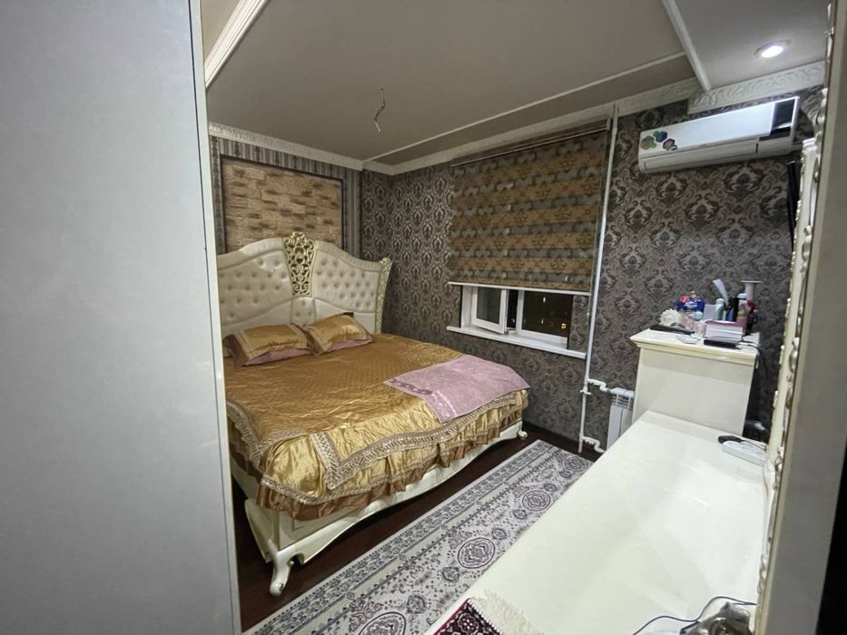 Продается 5комнатная квартира 120кв метра Шайхонтохурский райён массив