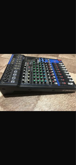 Пулть усилитель буу