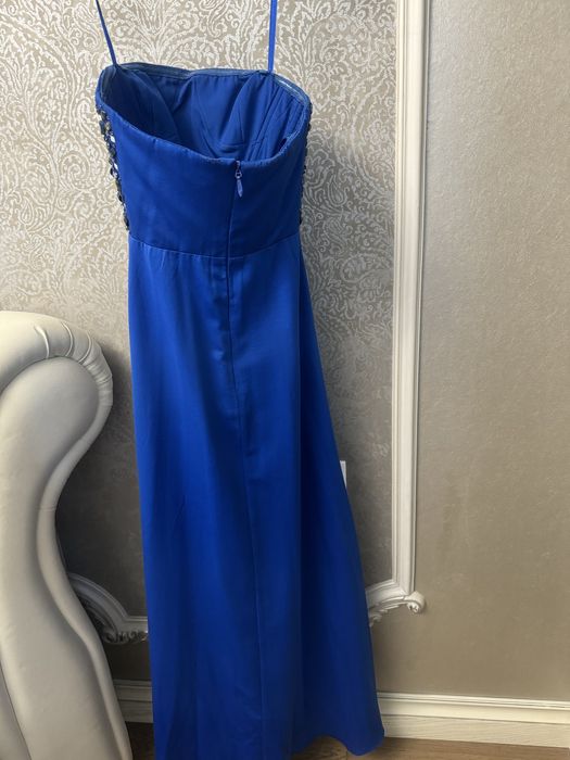 Женское платье.